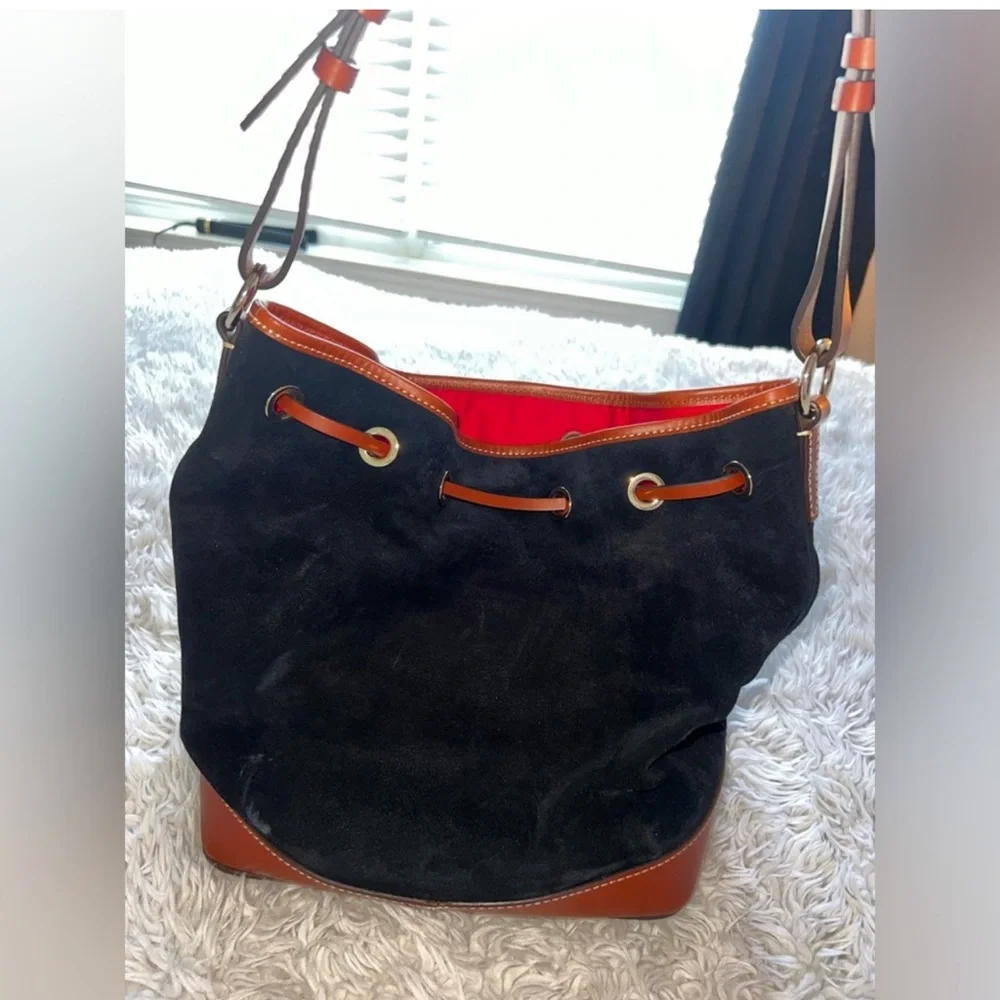 Dooney & Bourke Black Bucket Bag - Picture 5 of 8